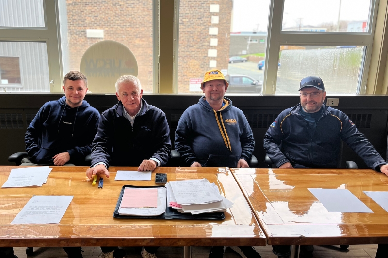Local 1252 members with Labrador Marine Inc. ratify new contract 
