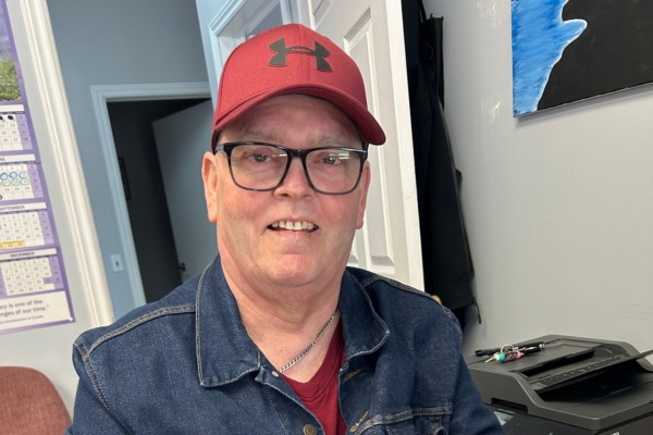 Town of Harbour Breton public works inks new deal
